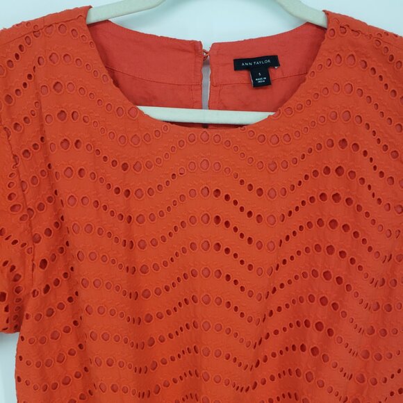 Ann Taylor Eyelet Crop Top - Picture 6 of 9